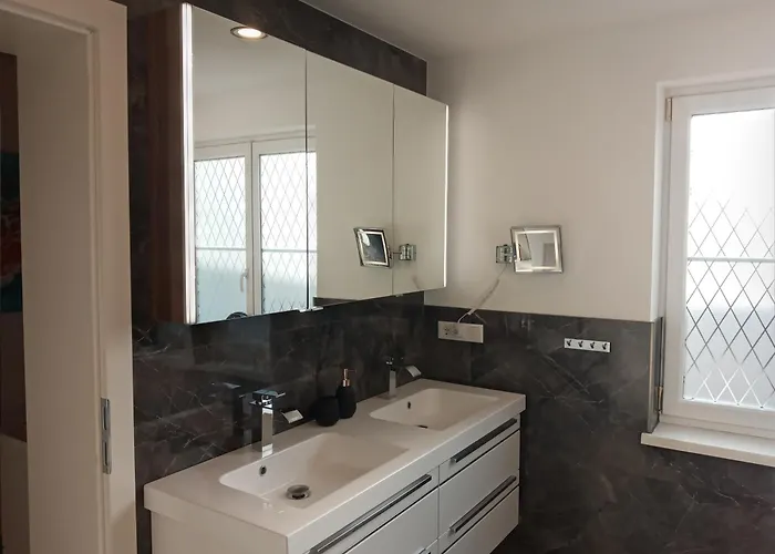 Schafberg Luxury Apartment *